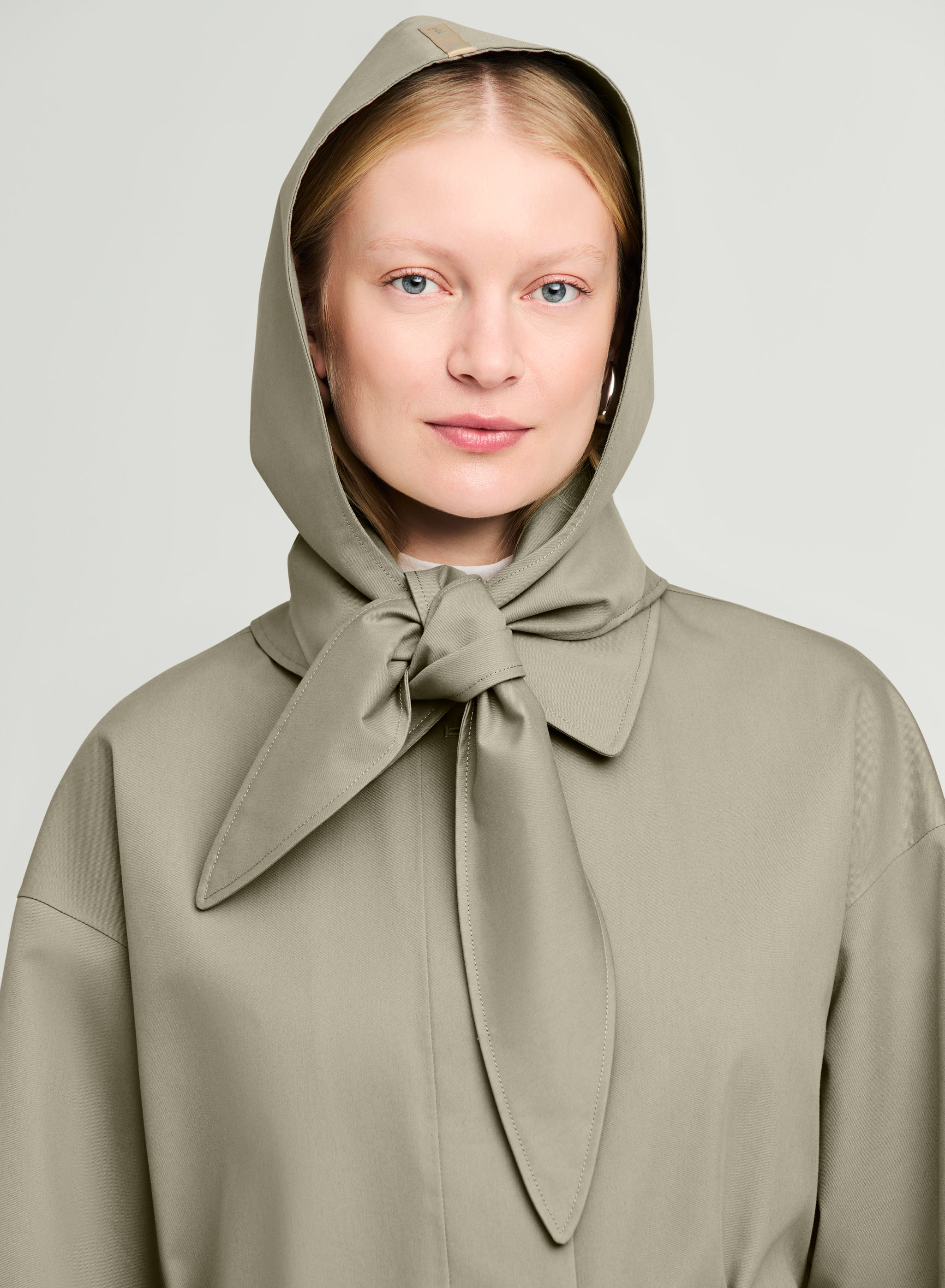 g-lab - Funktionale Zusatzkapuze smoke