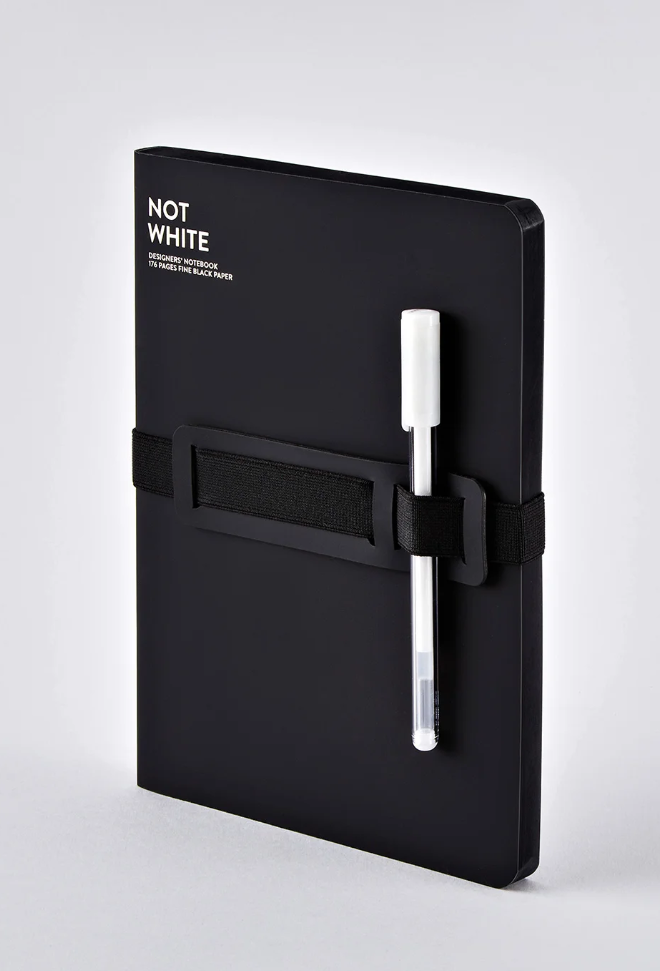 Nuuna - Notizbuch Not white L light mit Textilband und Stift