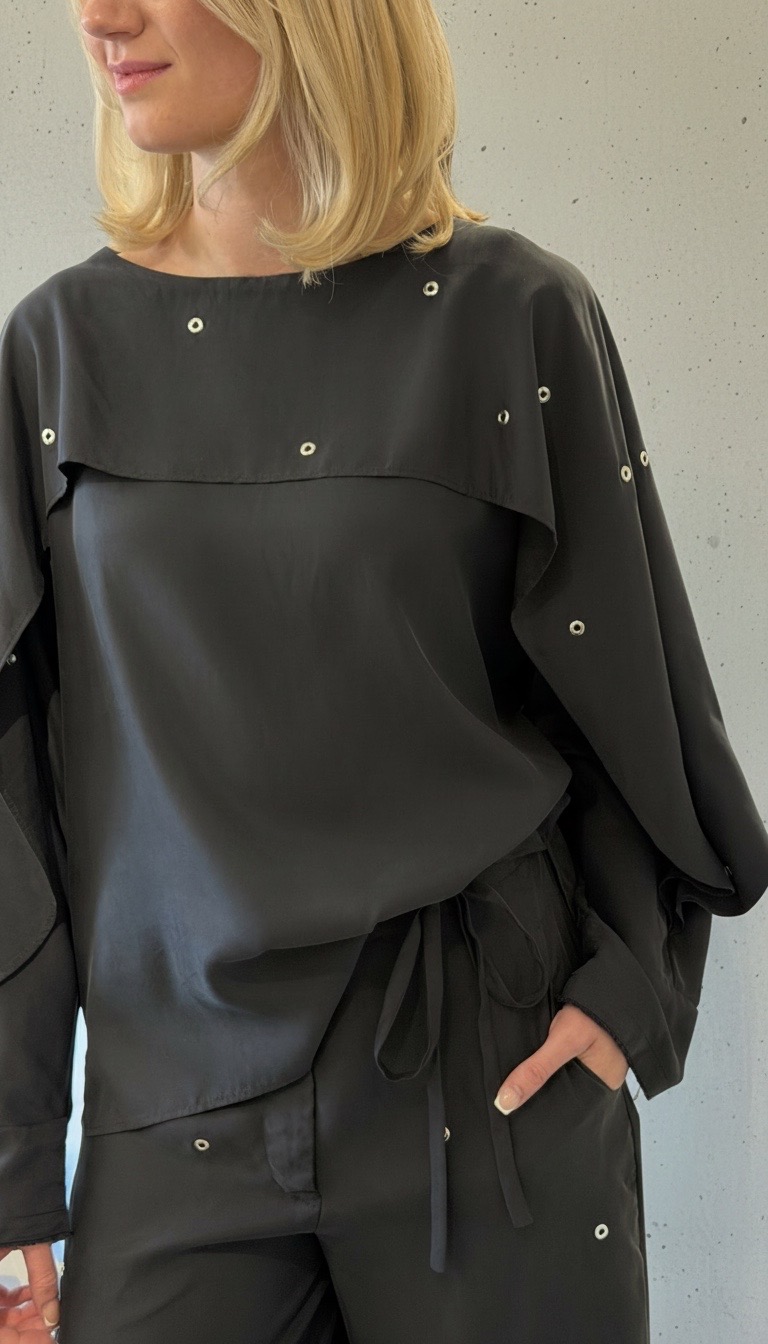 Uli Schneider - Tec Silk Shirt mit Nieten black