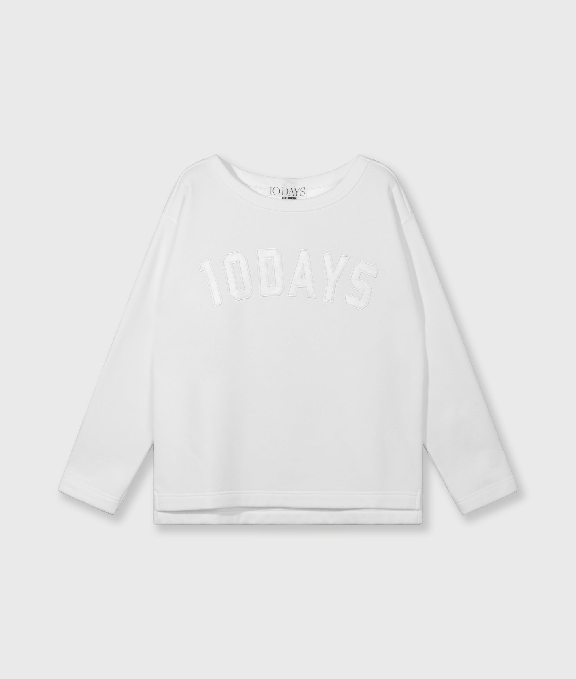 10DAYS - Petite Statement Sweater Ecru Relaxed Sweatshirt aus gebürstetem Fleece
