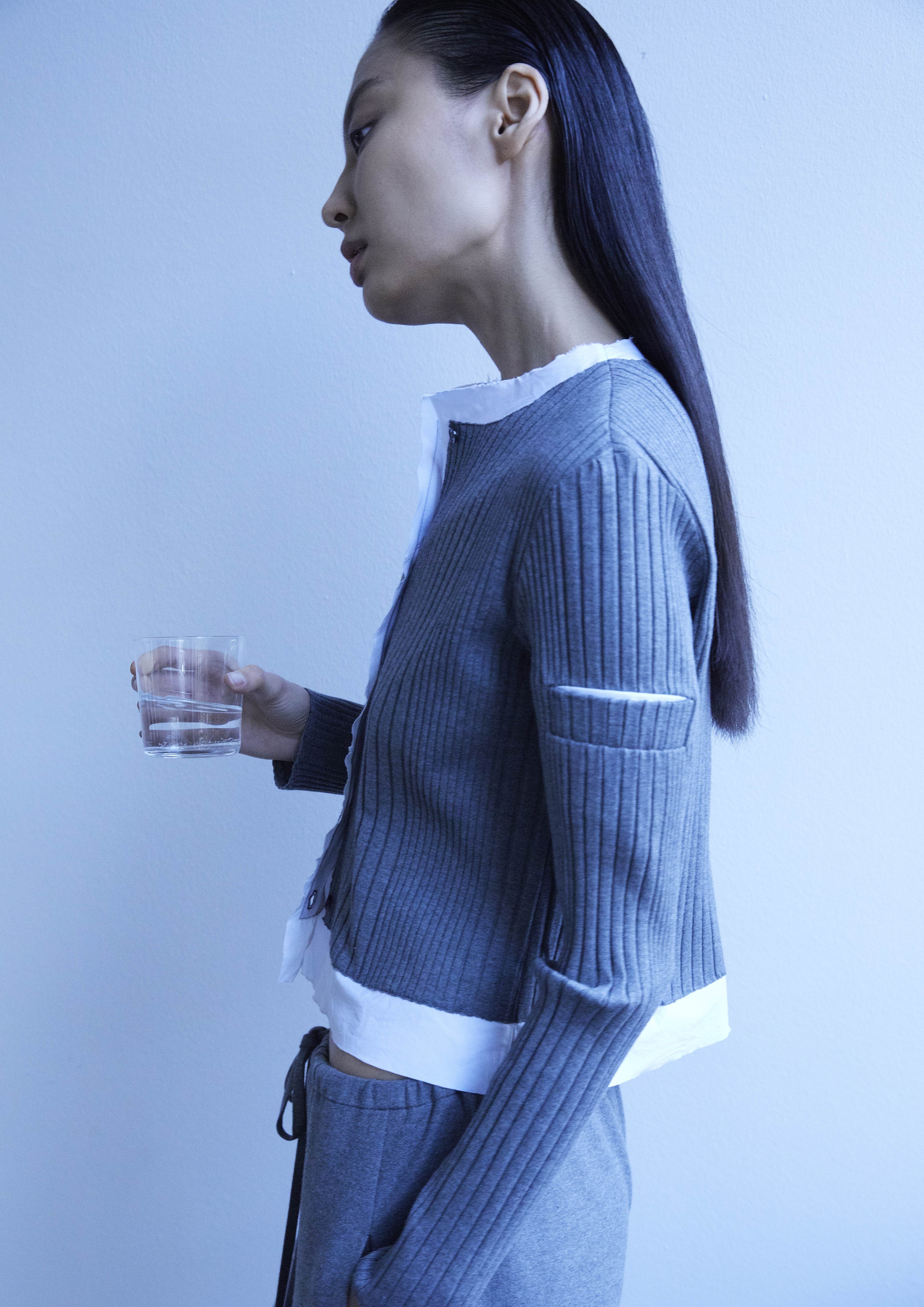 Uli Schneider - Rippstrick-Cardigan Graphit/White mit Blusendetail