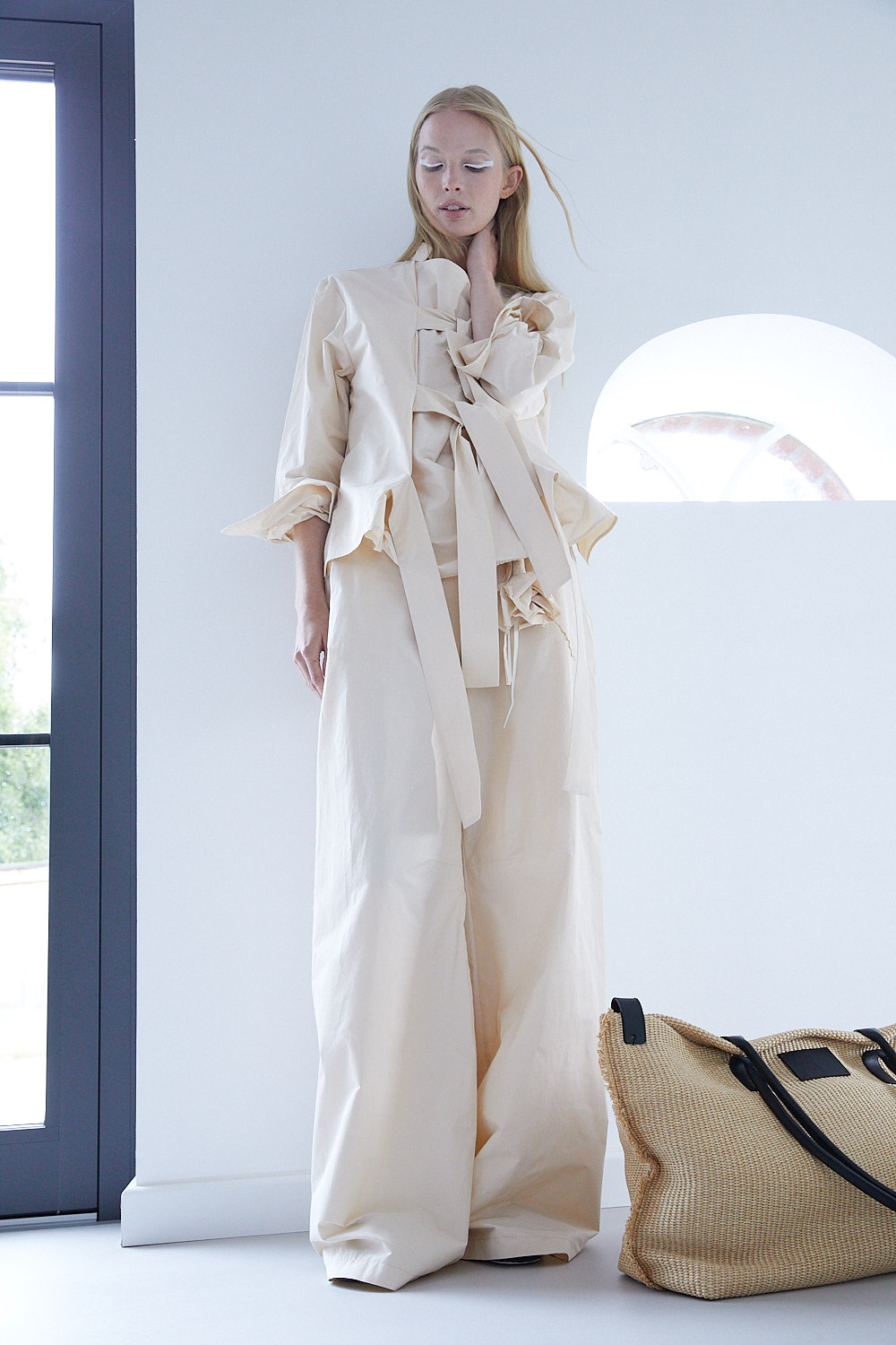 Uli Schneider -  Bluse mit Bindeelementen sandfarben