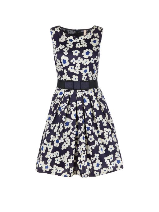 Marc Cain - Kleid mit Petticaot Blumendruck